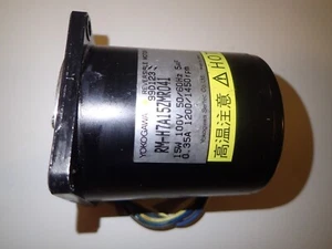 Yokogawa RM-H7A15ZMR041 Reversible Motor 15W 100V 0.35A 1200-1450 RPM - Picture 1 of 5