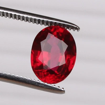 Red Ruby Blood 6.90 Ct. Oval Cut Mozambique Amazing RARE Loose Gemstone - Image 1 of 4