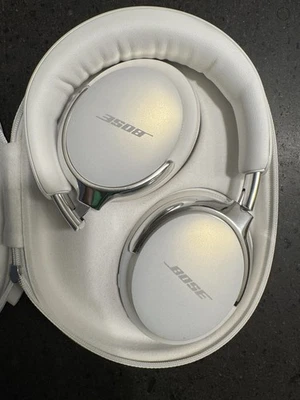 Bose QuietComfort Ultra Wireless Noise Cancelling Headphones Diamond 60th Ed. - Image 1 of 3