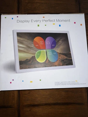 YENOK BRAND NEW DIGITAL PHOTO FRAME  - Image 1 of 4