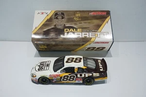 Action Racing Dale Jarrett #88 UPS Taurus 2003 edición limitada escala 1:24 NASCAR - Imagen 1 de 8