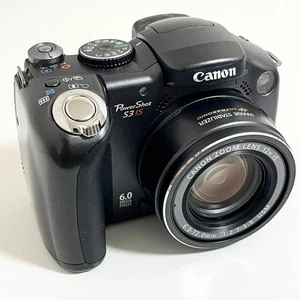Canon PowerShot S3 IS 12x Zoom Compact Digital Camera Tested - Picture 1 of 6