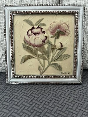 PLACA DE ARTE FLORAL ENMARCADA EN 3D, PEONÍAS BLANCAS, ROSAS PASTEL FIRMADAS POR EL ARTISTA Foto 1 de 4