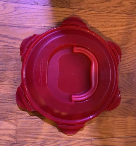 1 Large Lock N Lock 10.75" Bowl Lid With a Handle Red THIS IS FOR THE LIDS ONLY - Picture 1 of 2