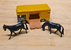 MATCHBOX BEDFORD HORSE BOX - Picture 1 of 6
