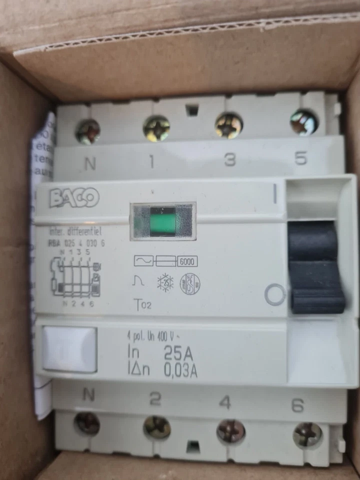 BACO ID 4P 25A 30mA-AC Neuf  INTERRUPTEUR DIFFERENTIEL - Photo 1/1