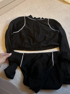Primark Long Sleeve Zip Up High Neck Black White Stitching Bikini Set Size 16/18 - Picture 1 of 7