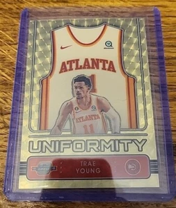 2022-23 Contenders Optic Trae Young Uniformity GOLD VINYL 1 OF 1 True 1/1 Hawks - Picture 1 of 3
