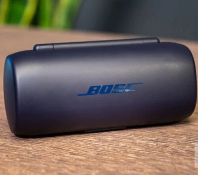 Estuche de carga para auriculares inalámbricos Bose SoundSport Free azul Foto 1 de 3