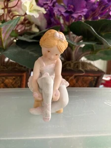 Holly Hobbie Pink Ballerina Miniature Figurine  1983 - Picture 1 of 5