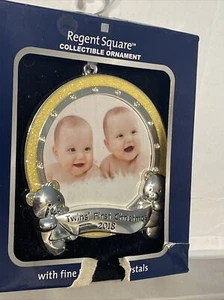 Regent Square Silver 2018 Twins' First Christmas Photo Frame Weihnachtsschmuck - Bild 1 von 5