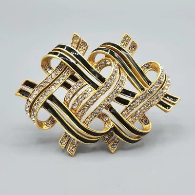 Oscar de la Renta Signed Crystal Pave Black Enamel Ribbon Weave Gold Tone Brooch - Image 1 of 4