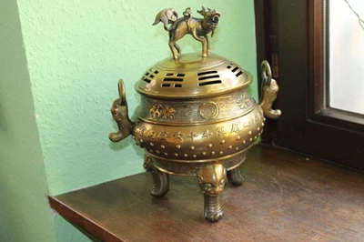 Antike Bronze Räuchergefäss China oder Japan Schriftzug - Bild 1 von 4