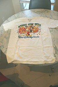 Disney T-shirt Happy New Year 2000 - Picture 1 of 3