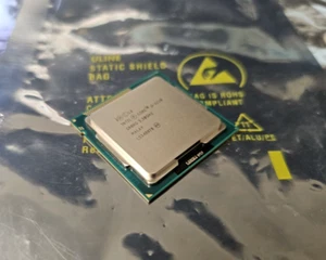✨LOT OF 36 Intel Core i3-3220 CPU Processor SR0RG✨ - Picture 1 of 3