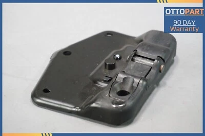 Mercedes W207 E350 E400 2011-2017 годов выпуска передний левый замок на крышу с откидным верхом - Изображение 1 из 4