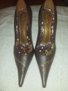 Luichiny Brown Leather Pointy Toe Stiletto Pumps Size 7M - Picture 1 of 7