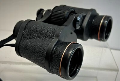 Simmons Model 1103 Red Line 7x35 WA 500ft at 1000 yards Binoculars w/Case - Image 1 of 4