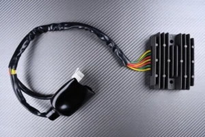 Voltage Regulator Rectifier Type 3 HONDA CBR 600 F / F4I PC35 2001-2007 - Picture 1 of 3