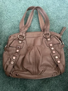 B. Makowsky Borsa a tracolla in pelle marrone oro rosa ferramenta chiusura zip - Foto 1 di 8