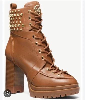 BNIB Michael Kors Yvonne Studded Leather Boots, Luggage, Sz 9.5 - Imagem 1 de 4