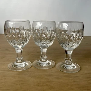Singapore Airlines Crystal Cordial Glasses Goblets Set of 3 Raffles Class RARE - Picture 1 of 5