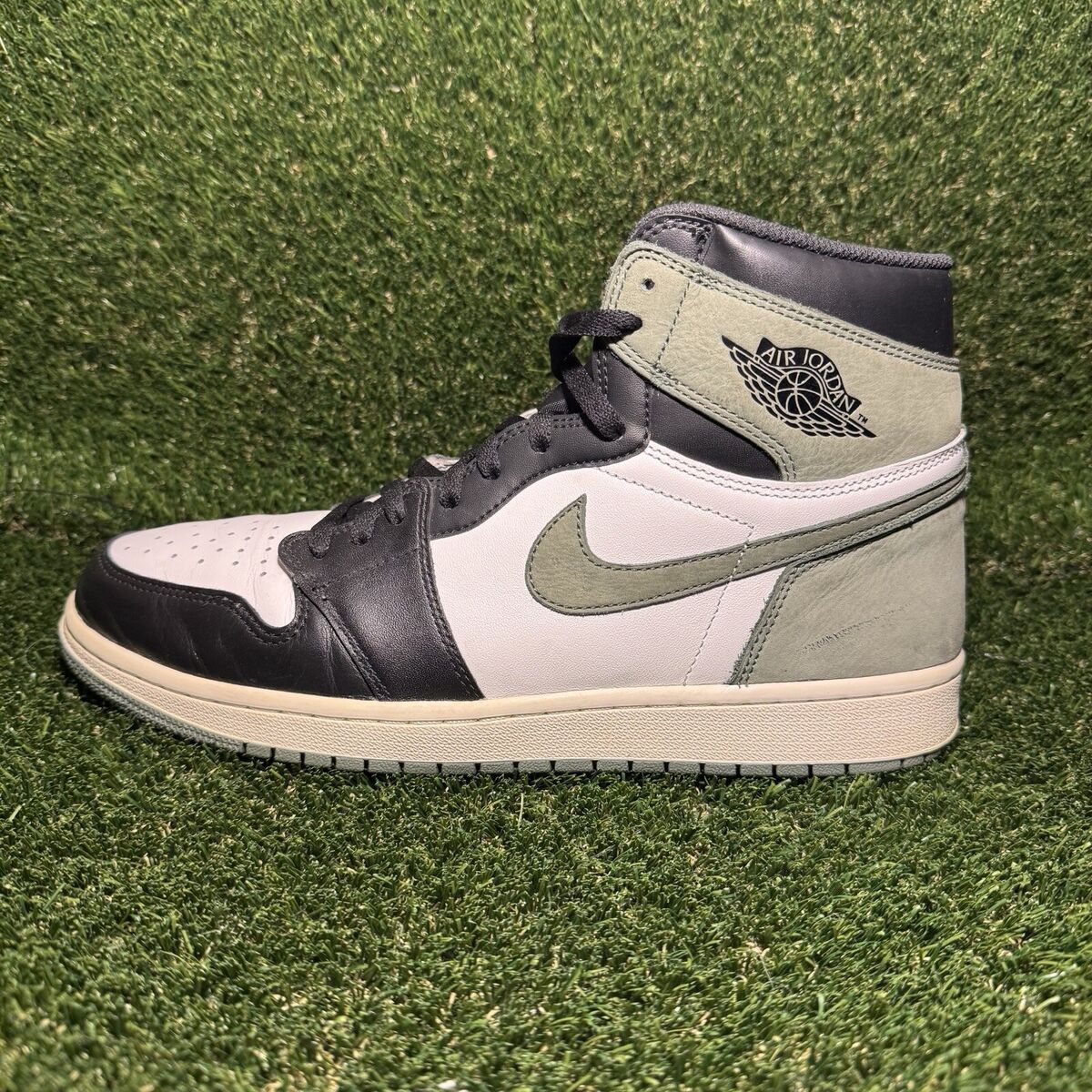 Jordan 1 Retro OG High Best Hand in the Game - Clay Green Jordan 1 Retro OG High Best Hand in the Game - Clay Green