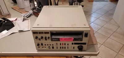 Sony U-Matic VO-5850 Videocassette Recorder Videorecorder Videorecorder Editor 3/4" U-Matic Player - Bild 1 von 4
