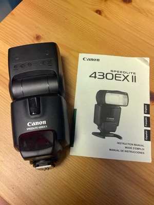 Canon Speedlite 430EX II Flash, Shoe Mount, E-TTL II, E-TTL + Instruction - Image 1 of 4