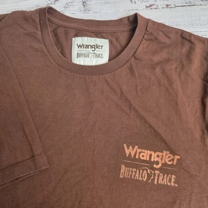 Camiseta Whangler Buffalo Trace Whisky Para Hombres Grande Manga Corta Marrón Doble Lado - Imagen 1 de 11