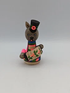 Vintage russische Beriozka Volkskunst Holzpuppe Spielzeug, Wolf spielen Akkordedian mit Hut - Bild 1 von 5