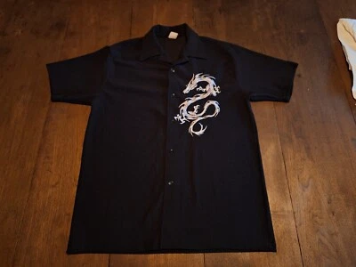 SIGUIENTE Camisa informal vintage para hombre blanca dragón negra manga corta abotonada  Foto 1 de 4