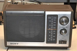 SONY MODEL ICF-9530W AM/FM TABLETOP RADIO NICE COMMERCIAL SURPLUS - Picture 1 of 2