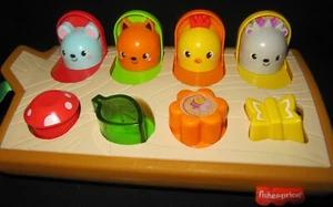 Fisher Price Hide & Peek Pop-Up Spielzeug mit Tieren gefallen Baumstamm - Bild 1 von 4