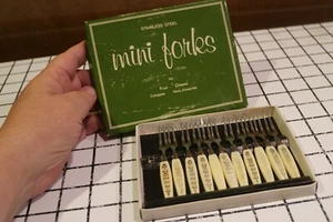 11 Mini horquillas MCM de colección aperitivo aperitivo acero inoxidable oro crema Japón - Imagen 1 de 5