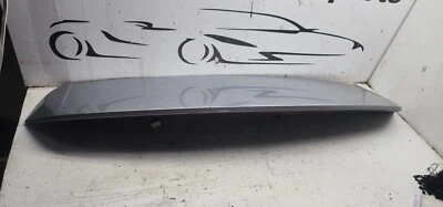 Alerón trasero AUDI Q3 (8U) 2015-2018 con tercera tercera luz de freno (plateado) Foto 1 de 4