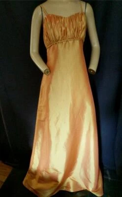 VESTIDO ELETANTE LARGO CORPIÑO ACANALADO IRIDISCENTE DORADO-NOCHE, GRADUACIÓN-36" BUSTO Foto 1 de 3