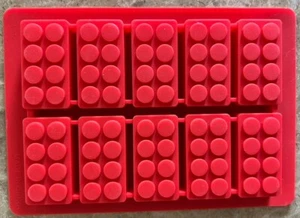 LEGO Rosso 2x4 Borchie Mattoncini Stampo Silicone Articolo 852768 - Foto 1 di 2