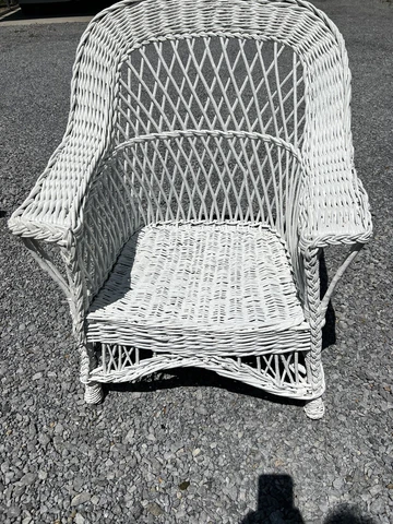Antique Beautiful Wicker Chair White ￼ Heywood Wakefield BAR Harbor ￼ Cover