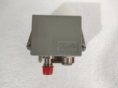 Danfoss emp 2 / EMP 2 Pressure Transmitter - Image 1 of 4