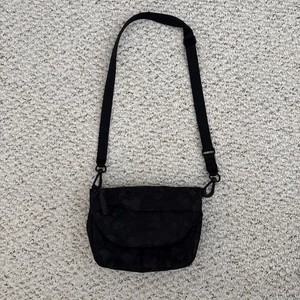 Lululemon All Night Festival Bag *5L Jacquard Camo Obsidian/Black - Bild 1 von 9