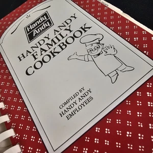 HANDY ANDY Grocery Store Supermarket Family Cookbook Circa 1994 - Picture 1 of 15