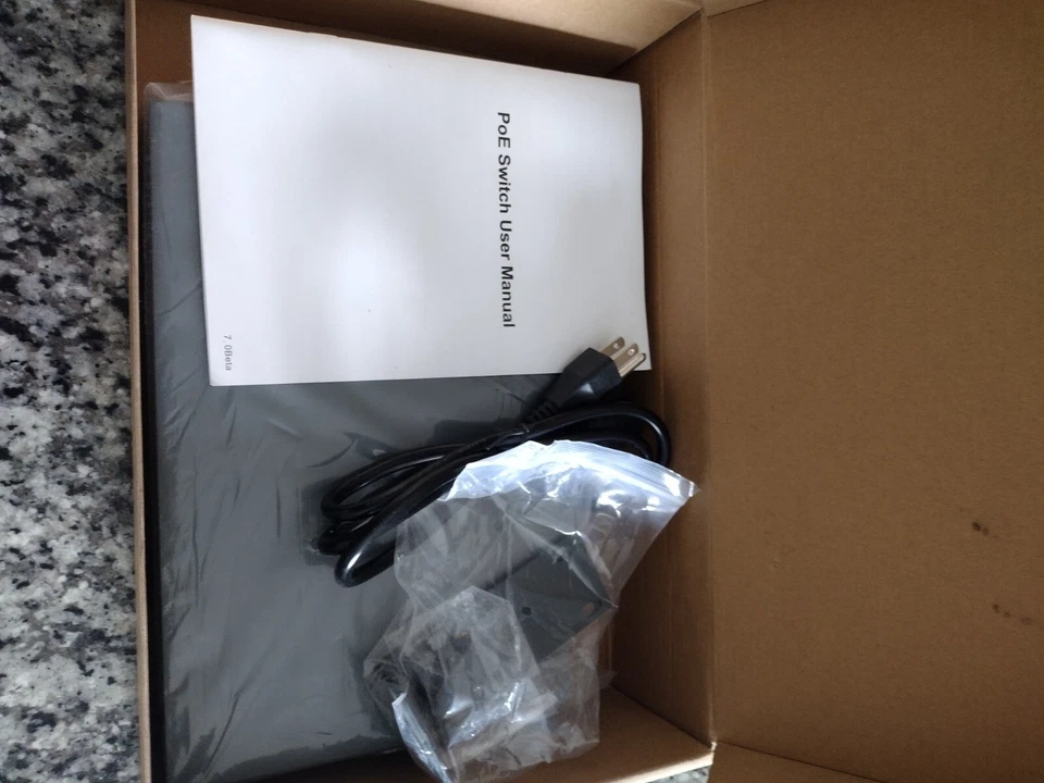 Interruptor Smart Poe YuanLey 11 Portas Longa Distância Plug And Play-802.3af/at - Imagem 1 de 1