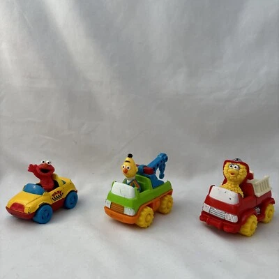 Lote de 3 Sesame Street Diecast Cars Tyco Matchbox 1996-1997 Big Bird, Bert, Elmo - Imagem 1 de 4