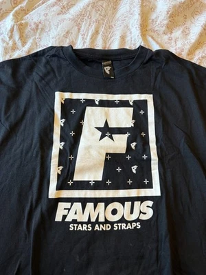 Vintage Famous Stars and Straps Men T-Shirt: 3 XL Black and white square w/stars - Изображение 1 из 2