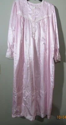 SAYBURY WOMEN'S L/S LONG COTTAGECORE SATIN NIGHTGOWN LACE & EMBROIDERY PINK L - Image 1 of 4