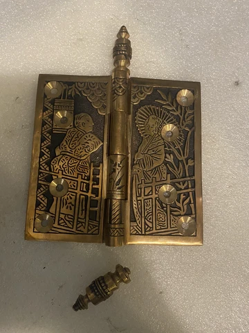 Brass Geisha Girl 5” x 5” Hinge Reproducción Cover
