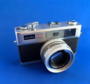 Vintage Minolta Hi-Matic 11 Super 3 Circuit Film Camera- sold as is "read" - Picture 1 of 4