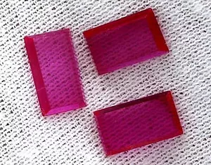 ONE 10 mm x 6 mm flaches Rechteck synthetischer Rubin Korund Kabine Cabochon Edelstein - Bild 1 von 1