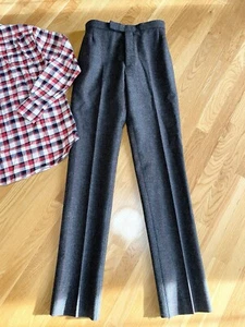 NEU MIT ETIKETT THOM BROWNE HERRENHOSE WOLLE GRAU/ROT GESTREIFT GRÖSSE 1 - Bild 1 von 6